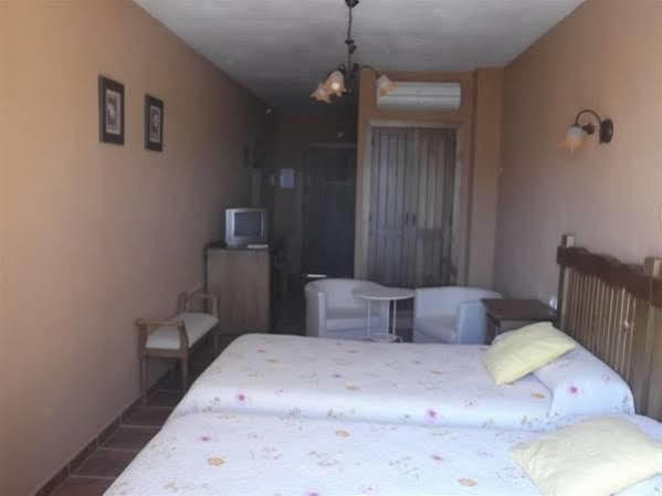 Hotel Posada Casas Viejas Benalup-Casas Viejas Bagian luar foto